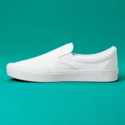 Vans ComfyCush Slip-On In White -Shoe Discount Store 4161 3 1100x