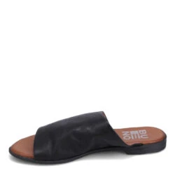 Bueno Women's Yanni Sandal In Black -Shoe Discount Store BU YANNI BK 1191 4 1100x